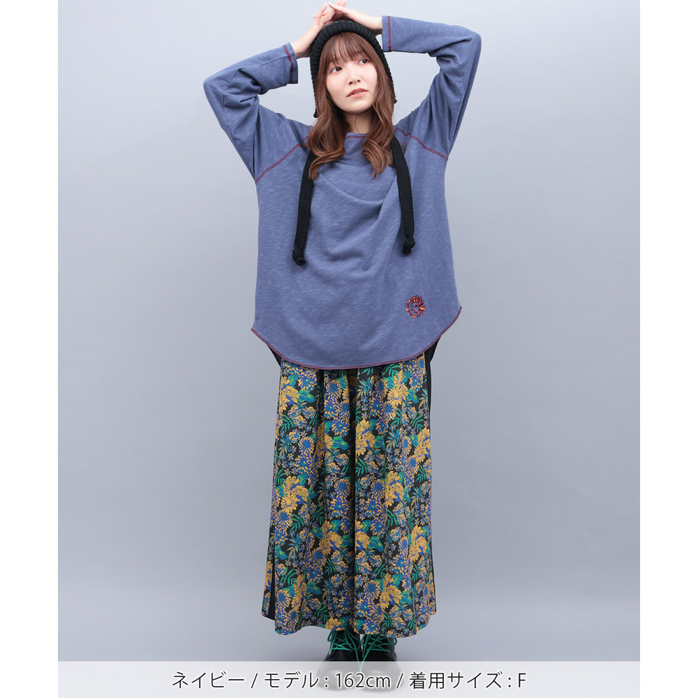 吸湿発熱ワンポイント刺繍ロングTシャツ3