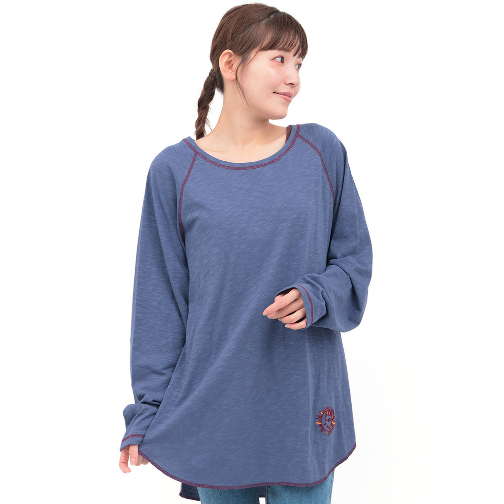 吸湿発熱ワンポイント刺繍ロングTシャツ8