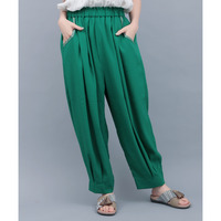 エッグタックパンツ