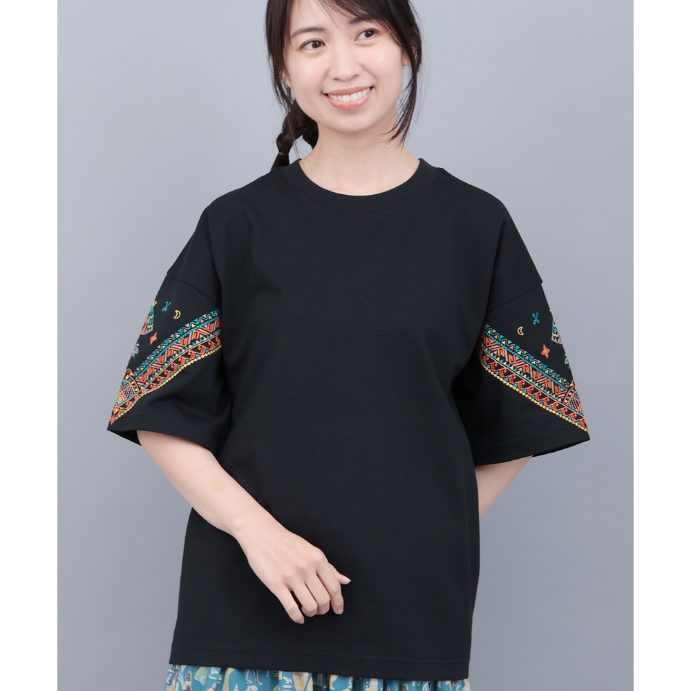 バンダナスリーブ刺繍Tシャツ1