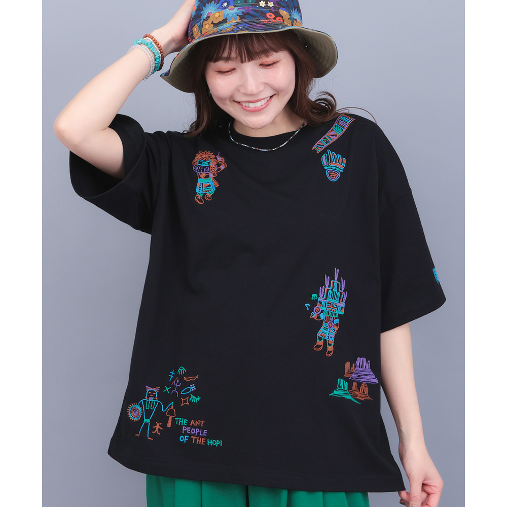 カッチーナ刺繍Tシャツ