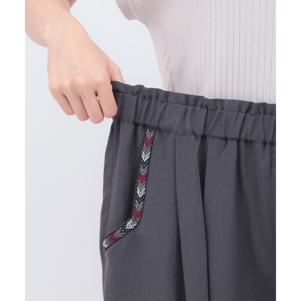 エッグタックパンツ17