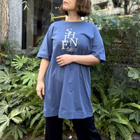 フロントロゴ箔プリントロングTシャツ