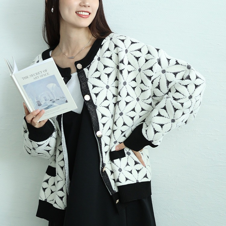 大きいサイズ レディース 花柄ジャガードクロップドカーディガン10