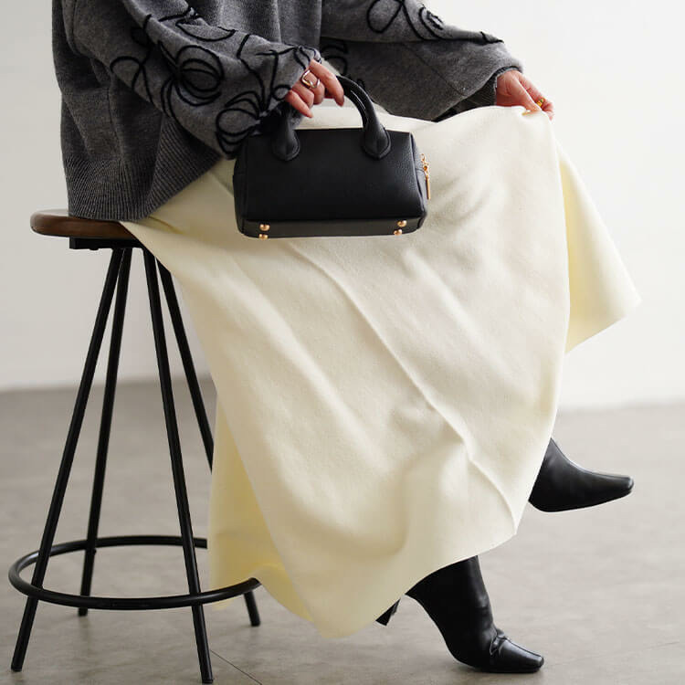 大きいサイズ レディース ハイゲージニットフレアスカート1