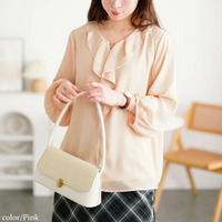 大きいサイズ レディース ゴールドパーツ付きラッフルブラウス