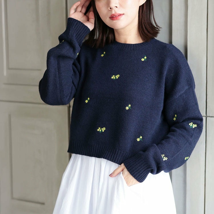 小花刺繍ニットプルオーバー11