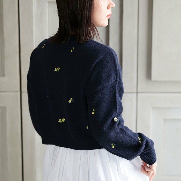 小花刺繍ニットプルオーバー12