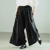 大きいサイズ レディース タックフレアワイドカーゴパンツ