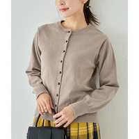 ボタン配色ニットカーデ