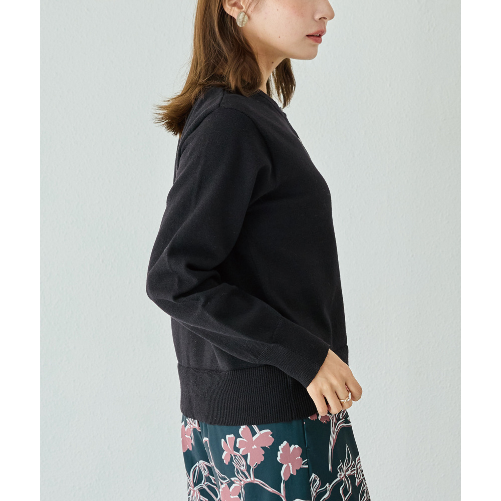 ボタン配色ニットカーデ20