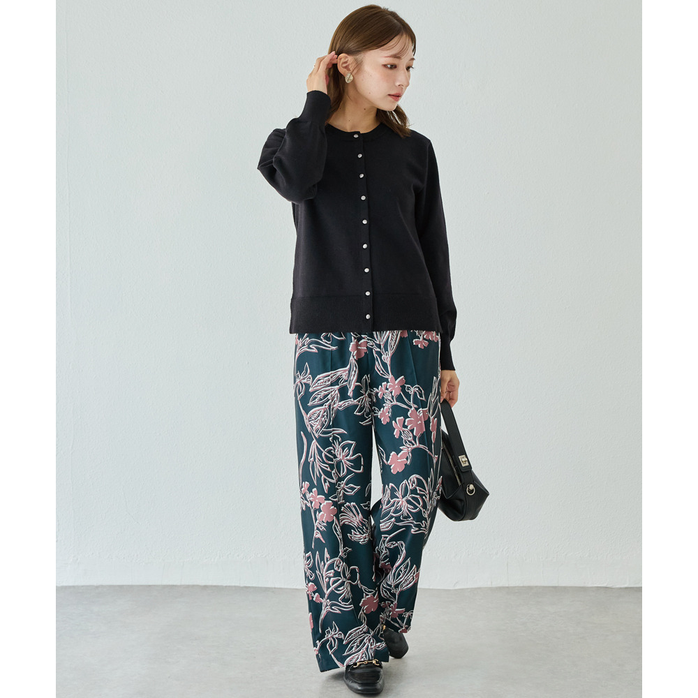 ボタン配色ニットカーデ23