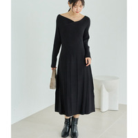 リブ切替えドレープネックニットワンピース