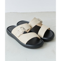 【ゆったり甲高】バックルストラップサンダル　23.5cm/24.5cm　幅広　甲高　カジュアル　ラビアンジェ