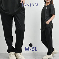 動きやすさもキレイ見えも叶うアクティ美テーパードパンツ