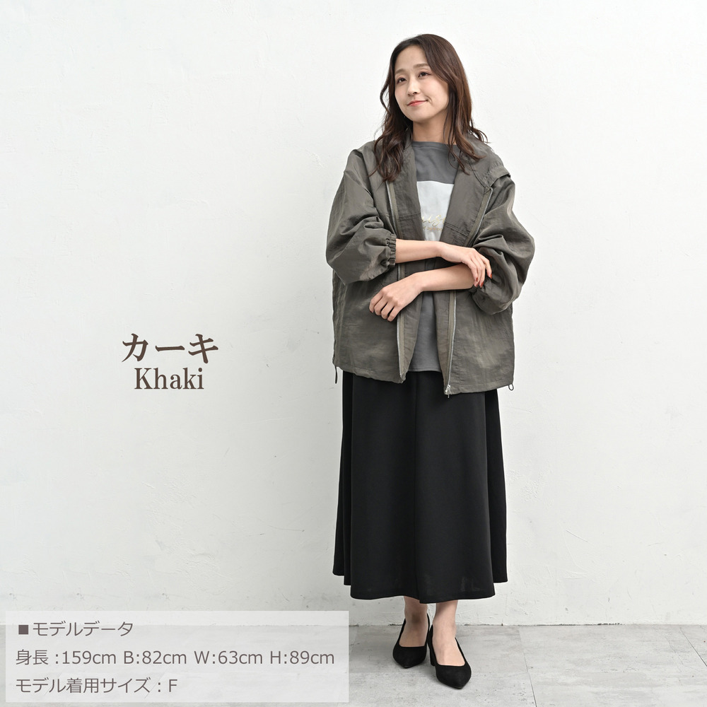 軽やかシアー素材の撥水ナイロンパーカー16