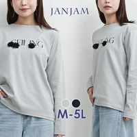 お花モチーフの遊び心で大人の日常を華やかに彩るロゴTシャツ