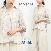 美しい落ち感が上品なシルエットをキープする花柄タックブラウス