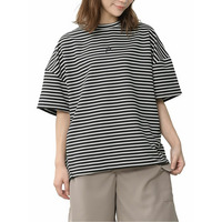 楽に身動きできるUネック半袖Ｔシャツ