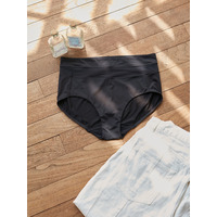 【グラマープリンセス】ストラップレスハーフカップブラ・ペアショーツ ハイライズタイプ