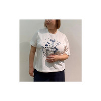 [大きいサイズ][15号 19号 ]ドットと花瓶刺繍Tシャツ