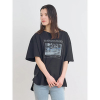 フォトプリント×ロゴ刺繍Tシャツ