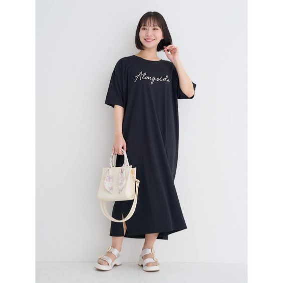 ロゴ刺繍ワンピース【アリノマ/Alinoma】 ロゴ刺繍ワンピース【アリノマ/Alinoma】