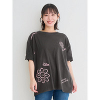 フラワー×ロゴ刺繍Tシャツ