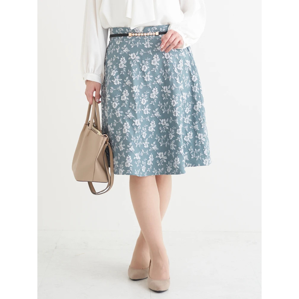 ベルト付き花柄ジャガードフレアスカート1