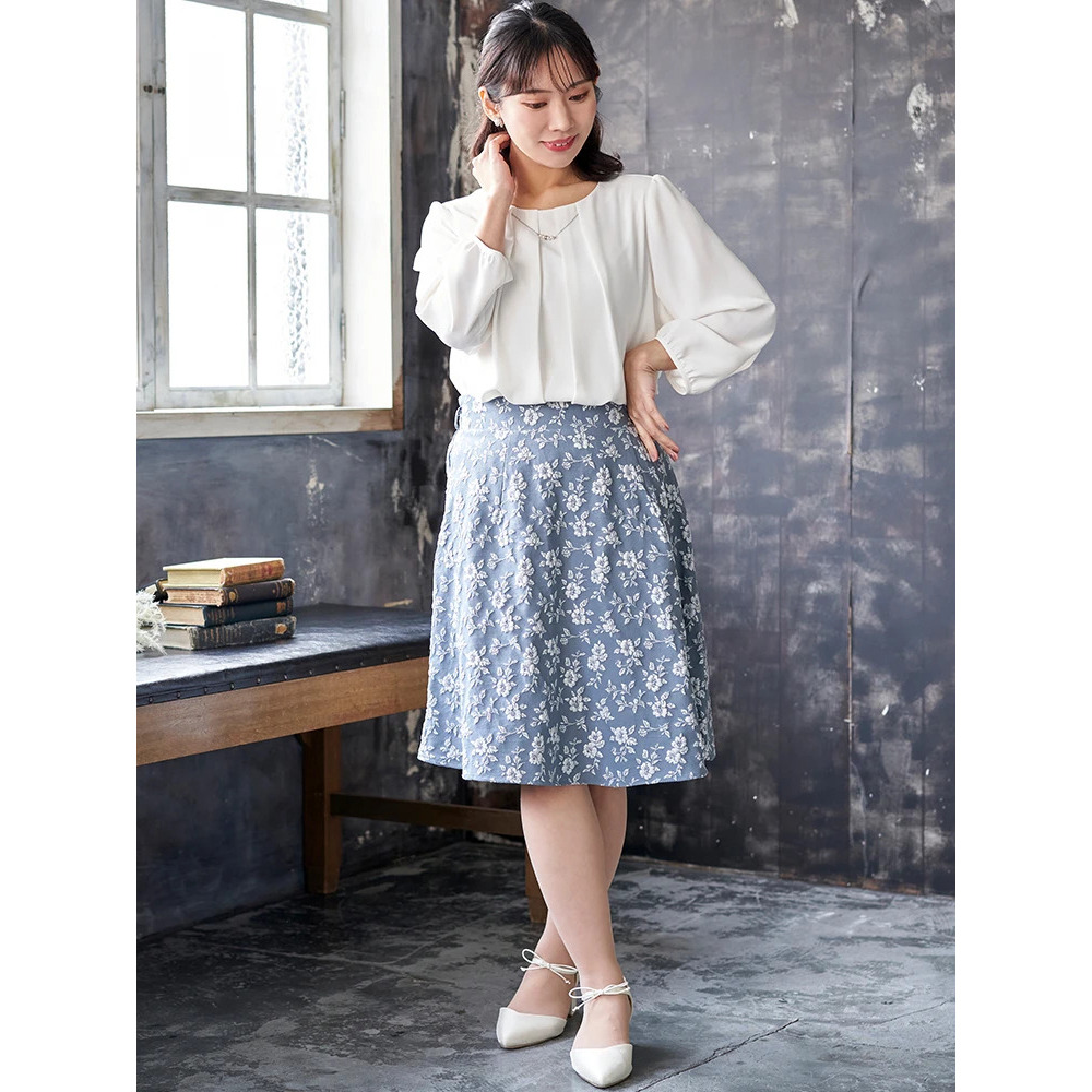 ベルト付き花柄ジャガードフレアスカート30