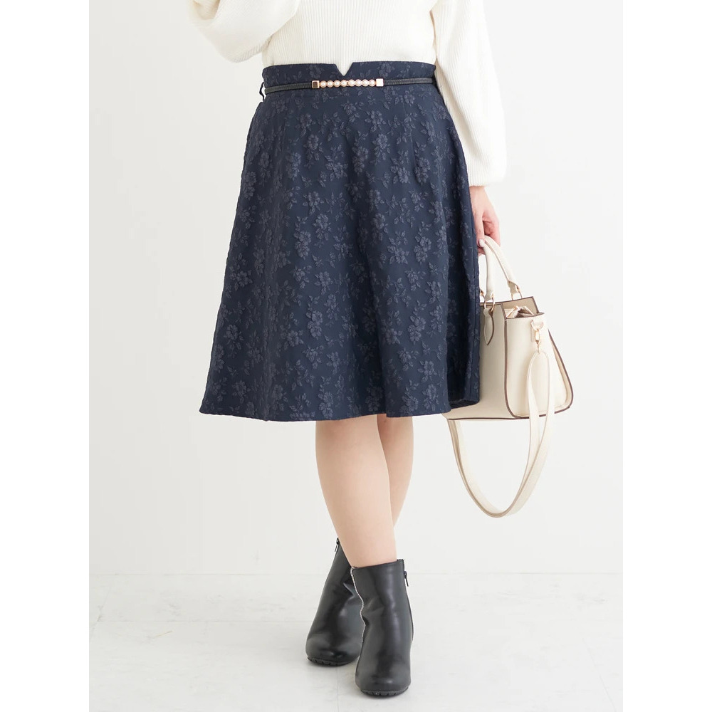 ベルト付き花柄ジャガードフレアスカート1