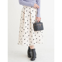 フロッキープリントミディスカート（花柄・ドット柄）