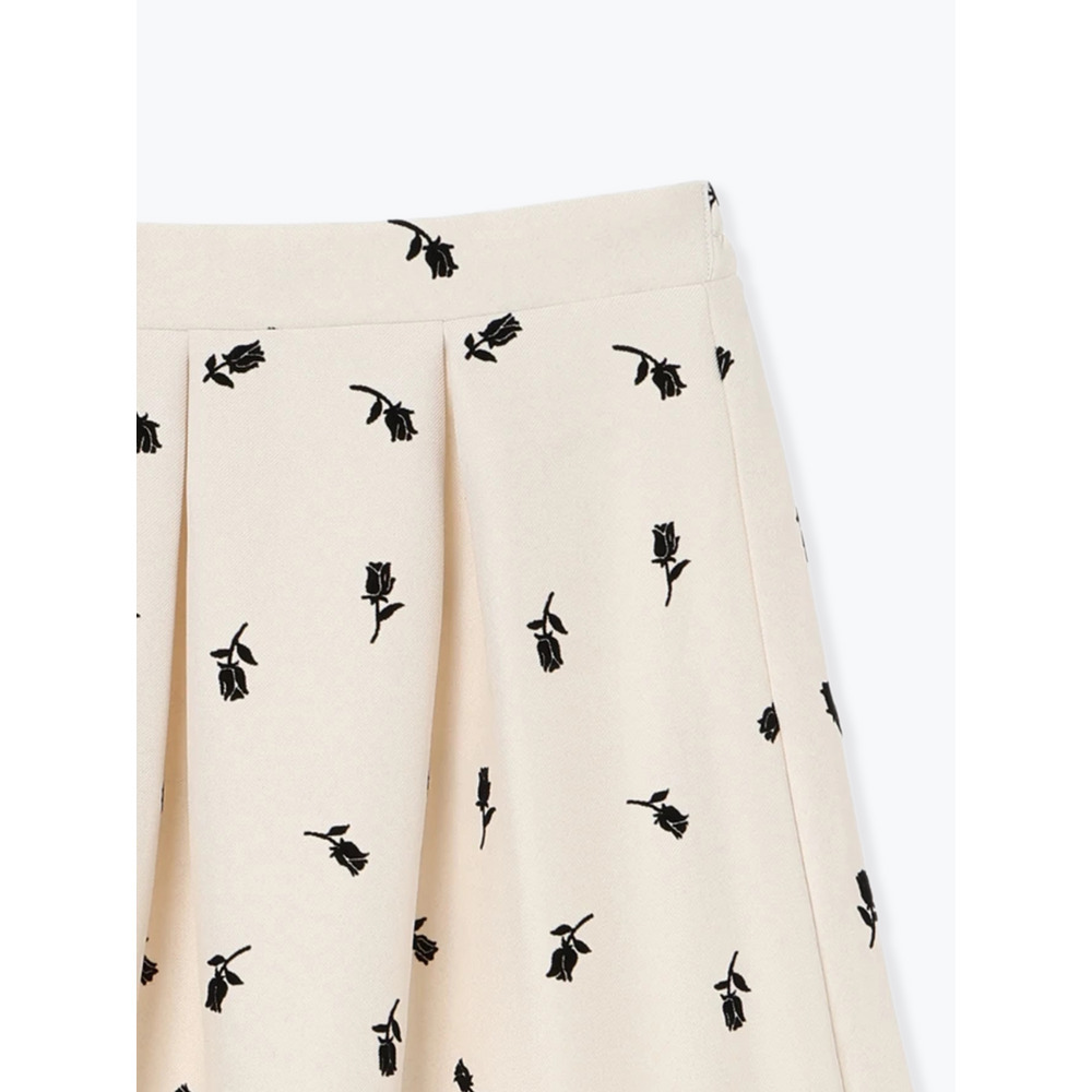 フロッキープリントミディスカート(花柄・ドット柄)26