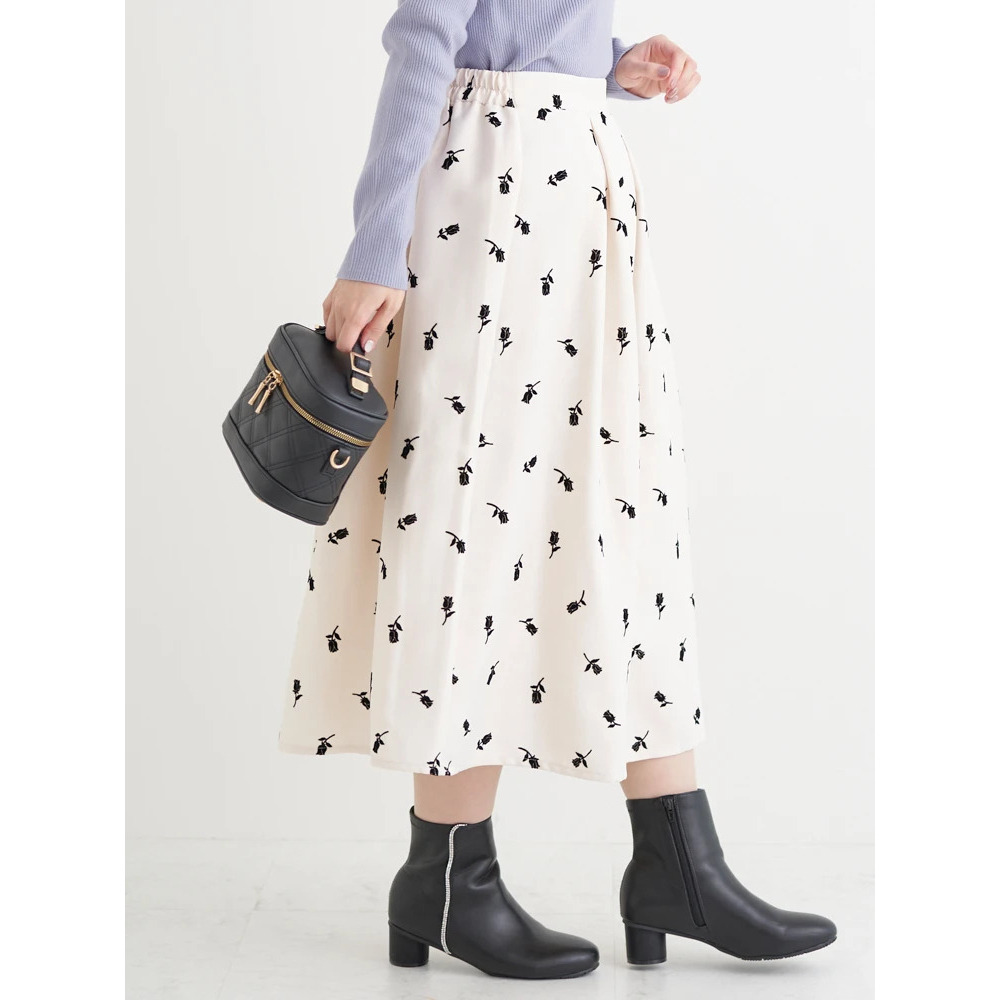 フロッキープリントミディスカート(花柄・ドット柄)4