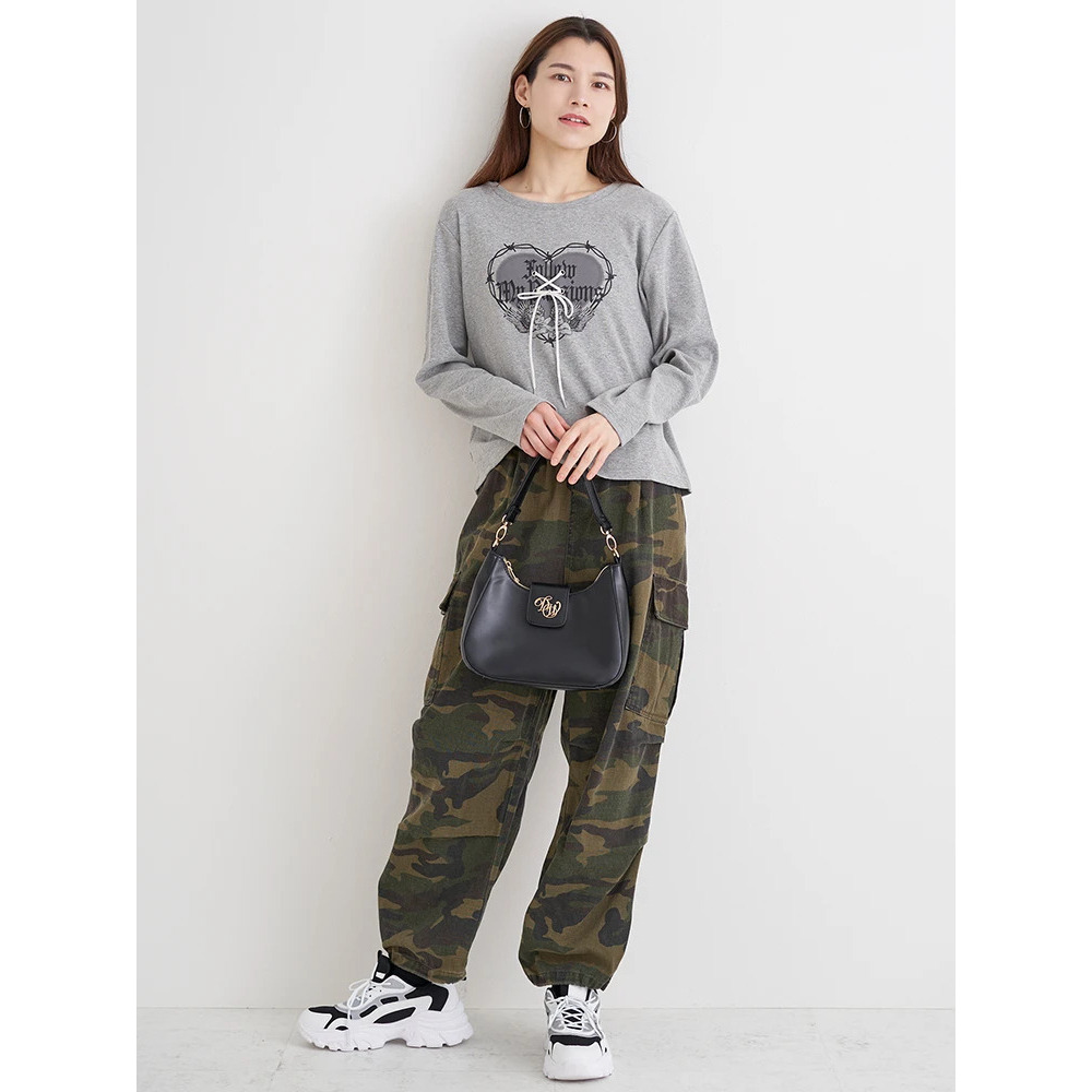 ハートロゴ×レースアップ リブロングTシャツ5