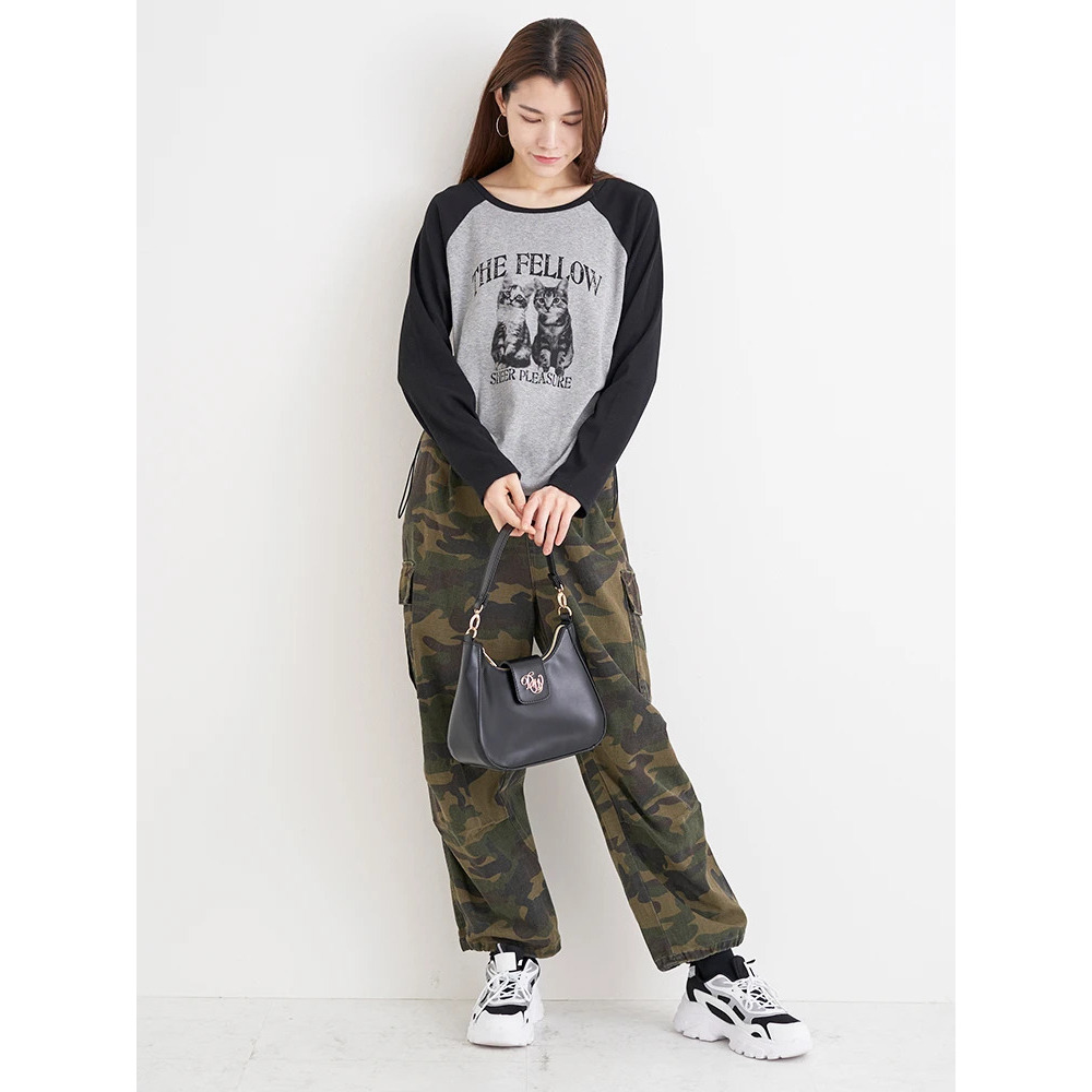 ネコプリント ラグランリブロングTシャツ18