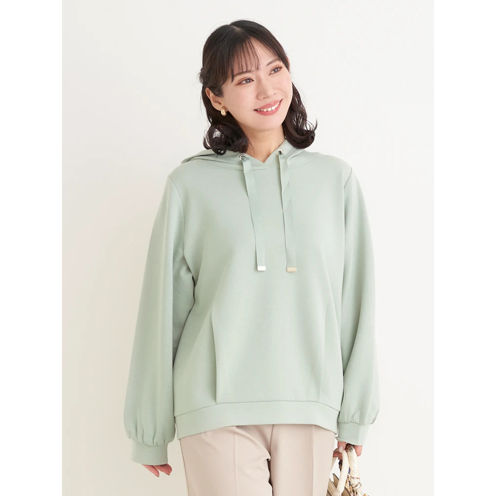 裾タックプルパーカー