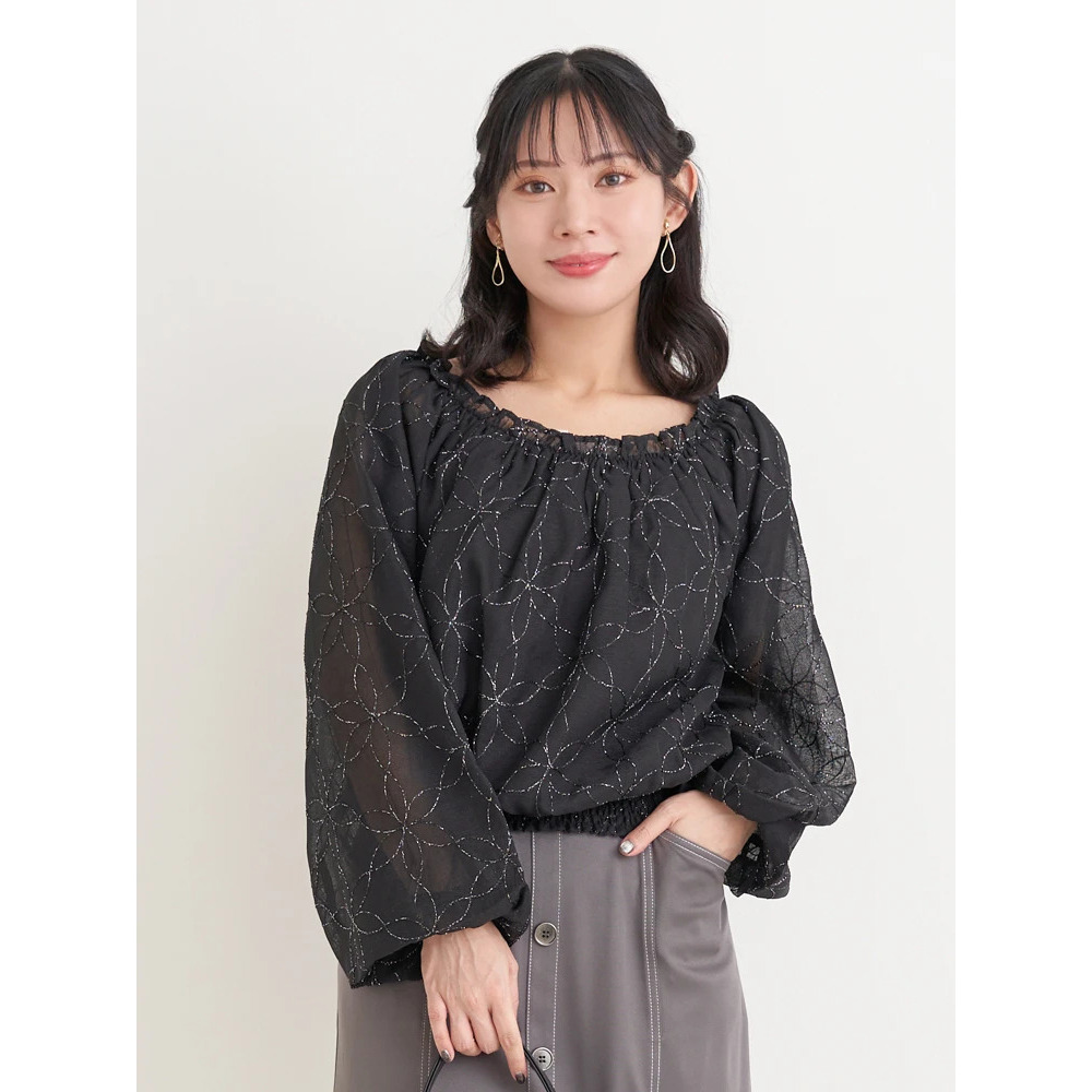 【WEB限定】フラワーラメ刺繍オフショルブラウス14