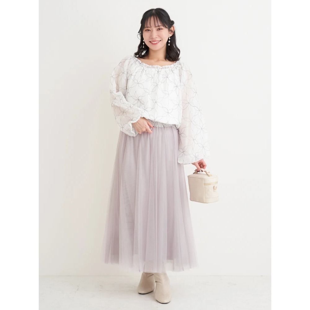 【WEB限定】フラワーラメ刺繍オフショルブラウス5