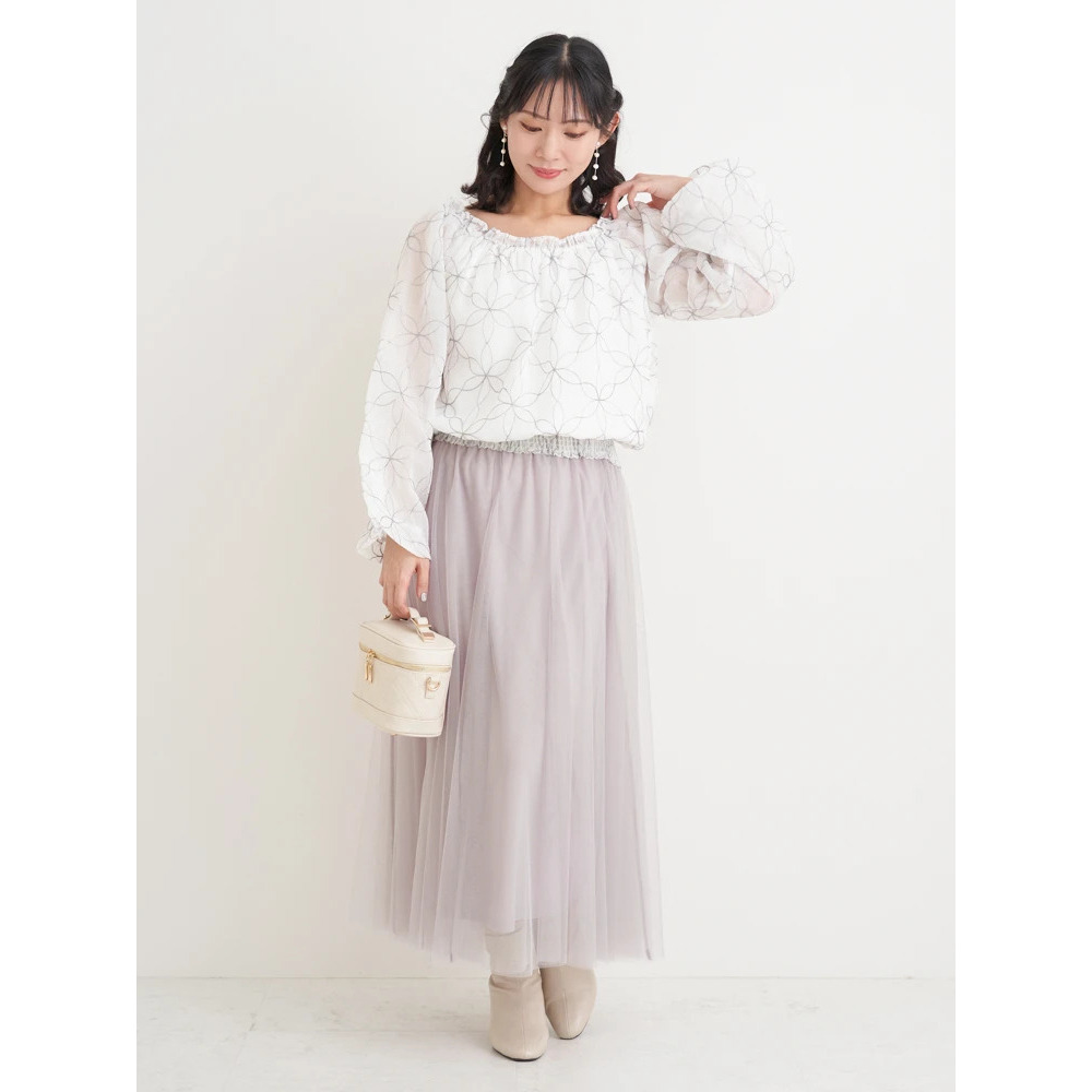 【WEB限定】フラワーラメ刺繍オフショルブラウス6