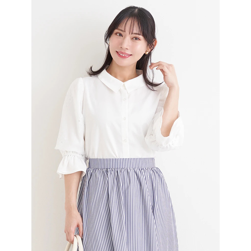 袖フラワー刺繍×ラインストーンブラウス10