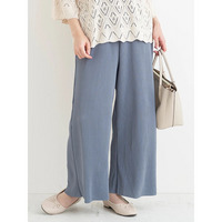 ストレートプリーツパンツ