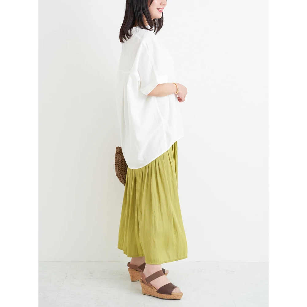 【涼風リネン】スキッパーネックブラウス26