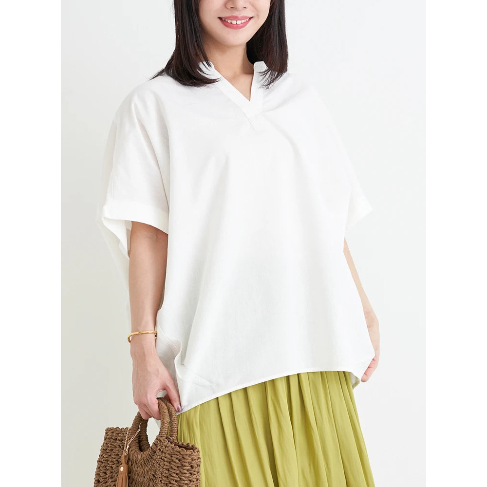 【涼風リネン】スキッパーネックブラウス1