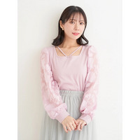 スクエアネック袖花柄シアープルオーバー