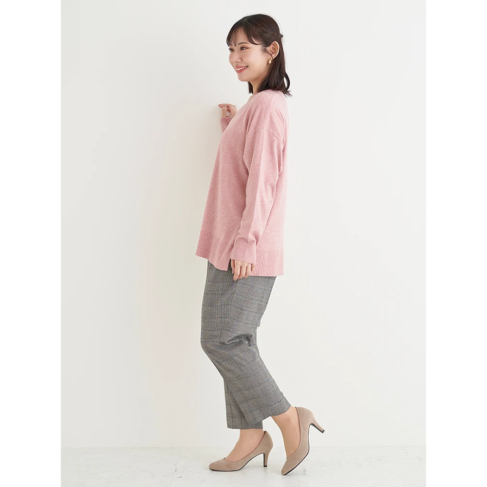 スフレタッチVネックニットトップス23