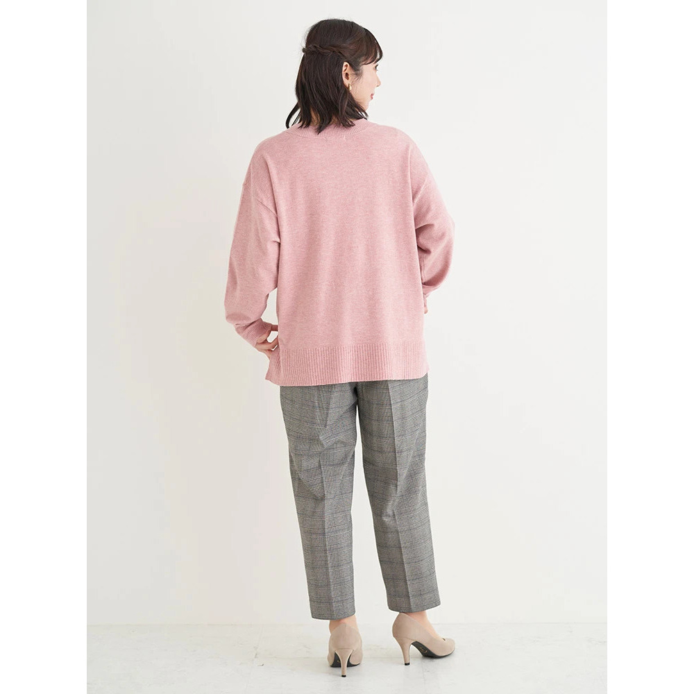 スフレタッチVネックニットトップス24