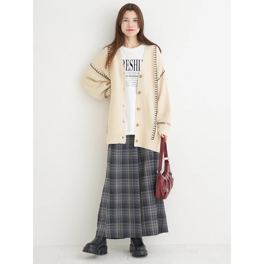 配色ステッチVネックカーディガン26