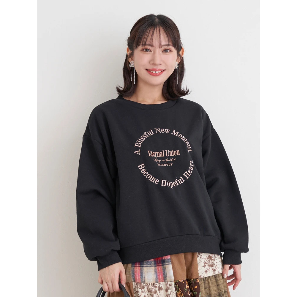 サークル刺繍ロゴ裏毛トップス11