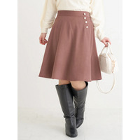 パールボタンフレア膝丈スカート